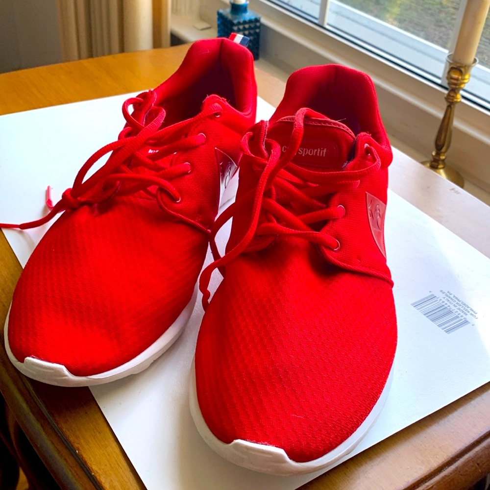Men’s casual sneakers